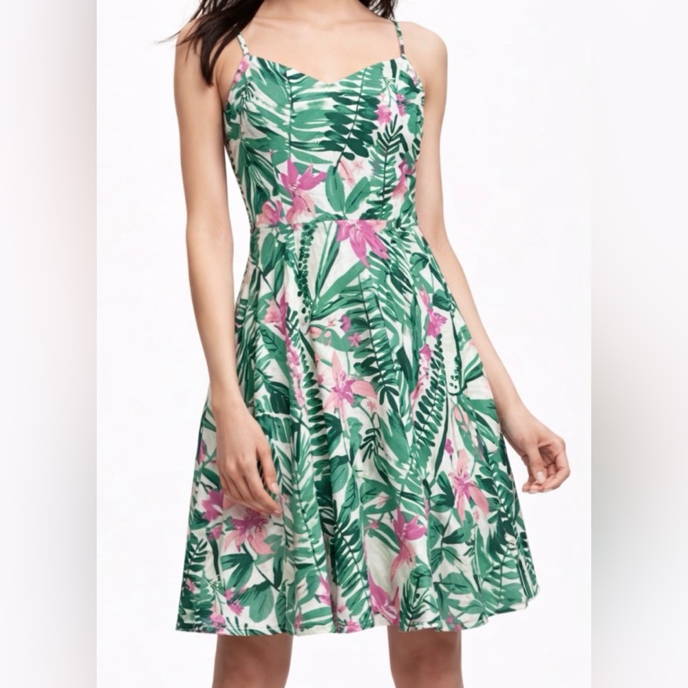 Old Navy Tropical Floral Fit & Flare Dress Medium